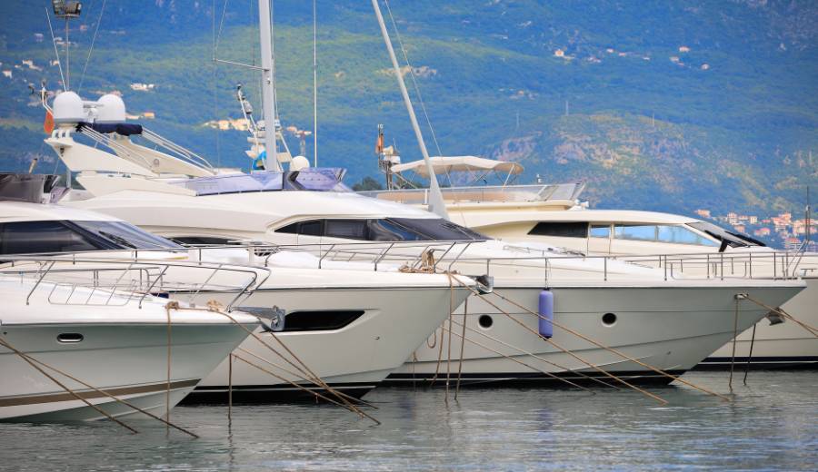 yacht rent budva