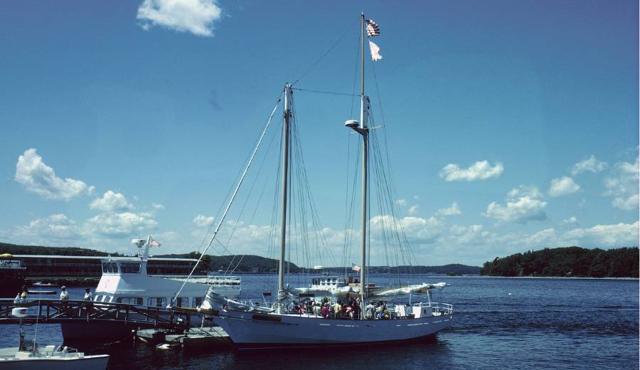 Yacht Rental Philadelphia